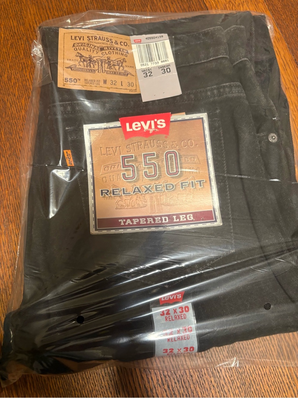 Vintage Levis 550 orange tab